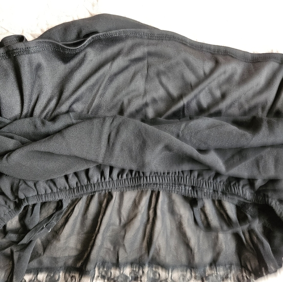 Off the shoulder black lace long sleeve blouse - Picture 3 of 3